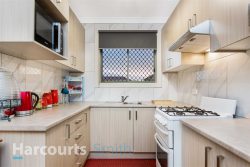 5 Nyora Cres, Taperoo SA 5017, Australia