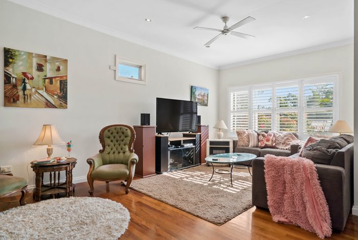 9 Victor Ave, Valentine NSW 2280, Australia