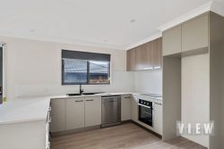 3/3 Forth Rd, Turners Beach TAS 7315, Australia