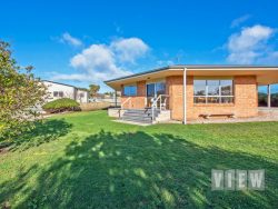 7 Forth Rd, Turners Beach TAS 7315, Australia