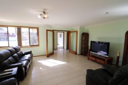 11 Acacia Dr, Muswellbrook NSW 2333, Australia