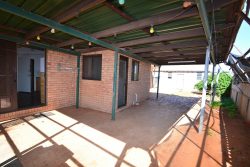 22 Beckett St, South Carnarvon WA 6701, Australia