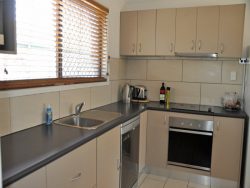 Unit 4/25 Byron St, Mackay QLD 4740, Australia