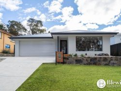 2 Bussell Cres, Cook ACT 2614, Australia
