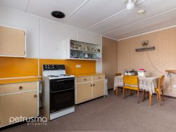 213 Bligh St, Warrane TAS 7018, Australia