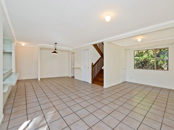 Unit 1/1 Cedar St, Cedar Terraces, Maleny QLD 4552, Australia