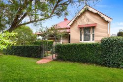 37 Coomea St, Bomaderry NSW 2541, Australia