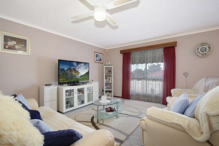 Unit 1/16 Emery Ct, West Wodonga VIC 3690, Australia