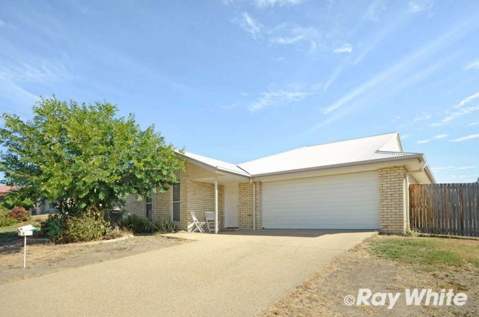 8 Panorama Dr, Biloela QLD 4715, Australia