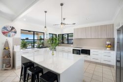 9 Senate St, Bentley Park QLD 4869, Australia