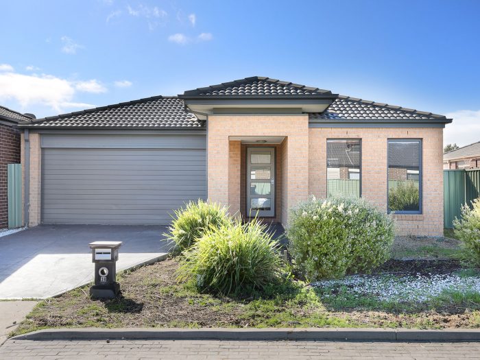 38 Townsend St, Wyndham Vale VIC 3024, Australia