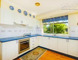 11 Kirribilli Ct, Wodonga VIC 3690, Australia