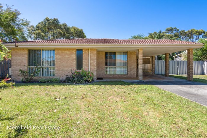 8 Abercorn St, Orana WA 6330, Australia