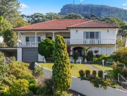 26 Foothills Rd, Corrimal NSW 2518, Australia