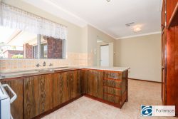 5 Galeru Pl, Wanneroo WA 6065, Australia