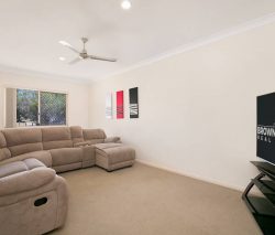 7 Langer Ct, Heritage Park QLD 4118, Australia