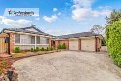 12 Mackillop Pl, Erskine Park NSW 2759, Australia