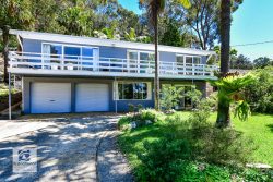 4 Myola Rd, Umina Beach NSW 2257, Australia