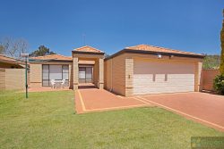 174 Culeenup Rd, North Yunderup WA 6208, Australia