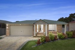 6 Radford Pl, Lake Munmorah NSW 2259, Australia