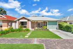 2 Thomson Court, Windsor Gardens SA 5087, Australia