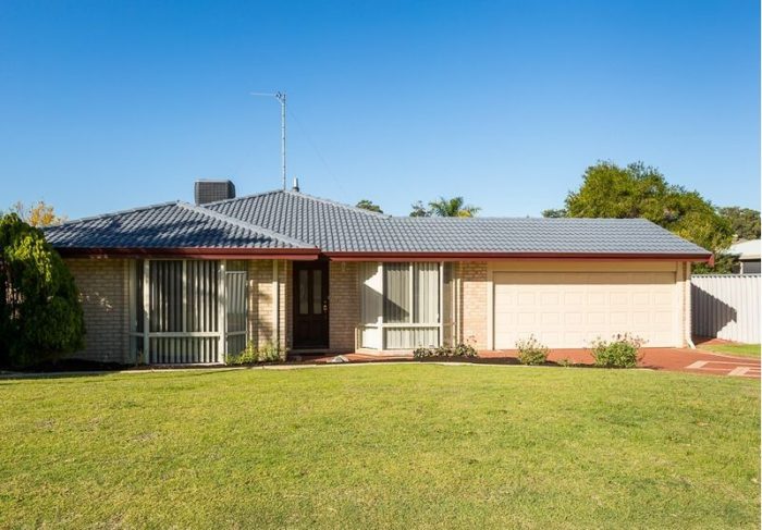 13 Slee Pl, Withers WA 6230, Australia