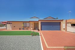 18 Astrolabe Ln, Falcon WA 6210, Australia