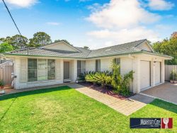 1A Watt St, Windermere Park NSW 2264, Australia