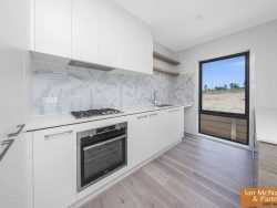 5 Tabrett St, Googong NSW 2620, Australia