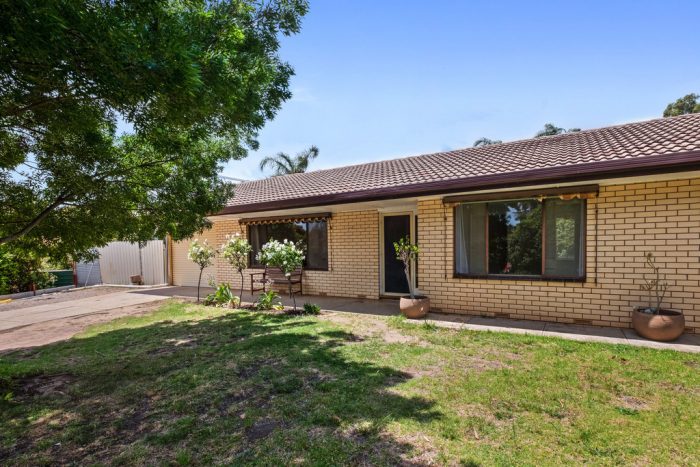 83 Greenwillow Cres, Happy Valley SA 5159, Australia