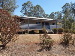 84 Crumpton Dr, Blackbutt North QLD 4306, Australia