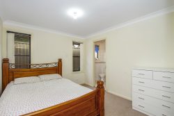 1/35 Cutler Dr, Wyong NSW 2259, Australia