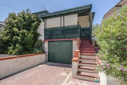 34 Broun Ave, Embleton WA 6062, Australia