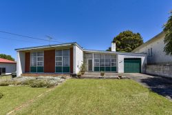 7 Keegan St, Mount Gambier SA 5290, Australia