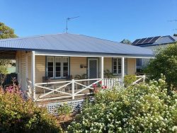 33 Forrest St, Boyup Brook WA 6244, Australia