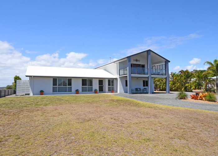 39 Glenco Dr, Craignish QLD 4655, Australia