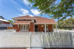 23 Alma St, Fremantle WA 6160, Australia