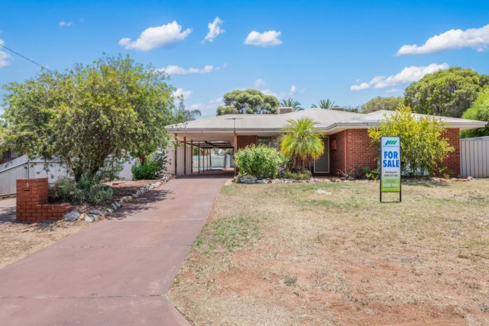 3 Compton Ct, Hannans WA 6430, Australia