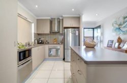 Unit 2/22 Canberra St, North Mackay QLD 4740, Australia