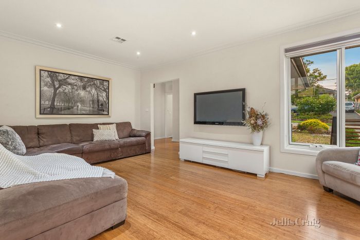 26 Dagonet St, Strathmore VIC 3041, Australia