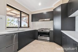 5 Lantern Cl, Epping VIC 3076, Australia