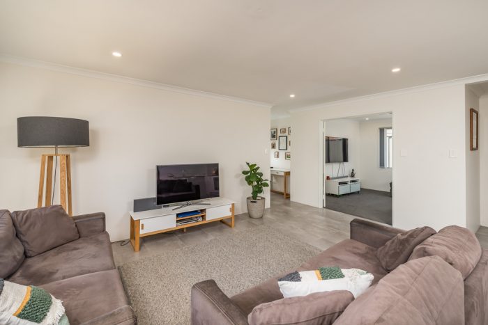 22 Lunghi Way, Alkimos WA 6038, Australia