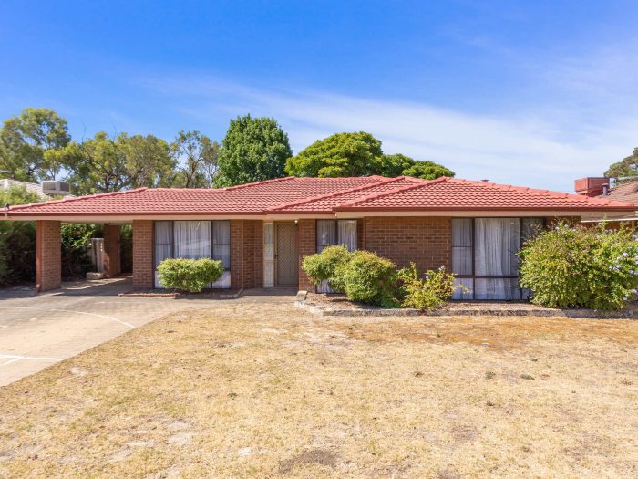 5 Dorigo Pl, Gosnells WA 6110, Australia