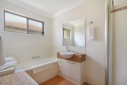 Unit 9/1 Rosella Cl, Tweed Heads South NSW 2486, Australia