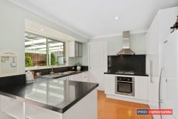 3 Seamist Pl, Coffs Harbour NSW 2450, Australia