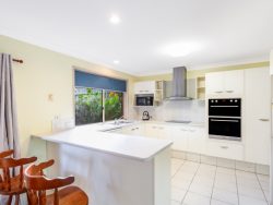 79 Parasol St, Ashmore QLD 4214, Australia