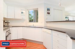 2/1 Hall St, Northgate QLD 4013, Australia