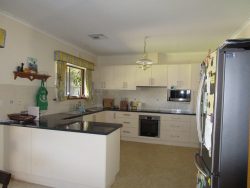 17 Hardwick St, Barmera SA 5345, Australia