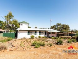 14 Linton St, Byford WA 6122, Australia