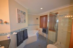 2 Kulai Pl, Port Macquarie NSW 2444, Australia